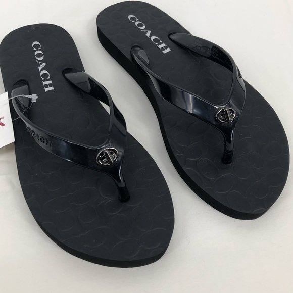 coach abbigail flip flops